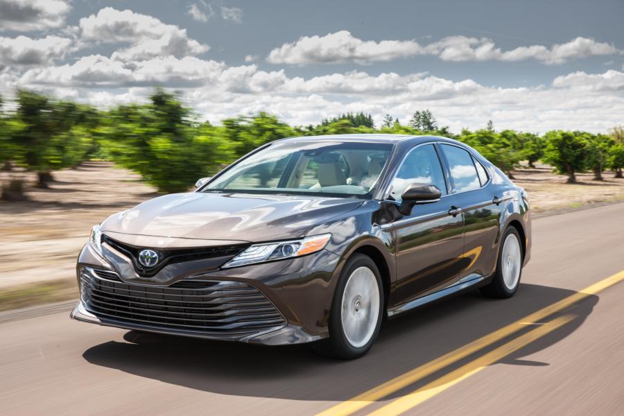  Toyota Camry Hybrid XLE 2017 года  (NA) (фото 5 из 40)
